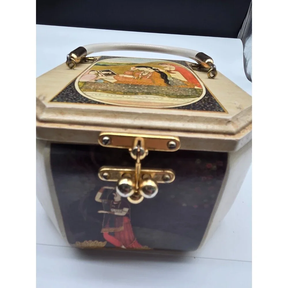 Vintage 1970s Wooden Lacquer Box Purse Indian Motif Felt Lining